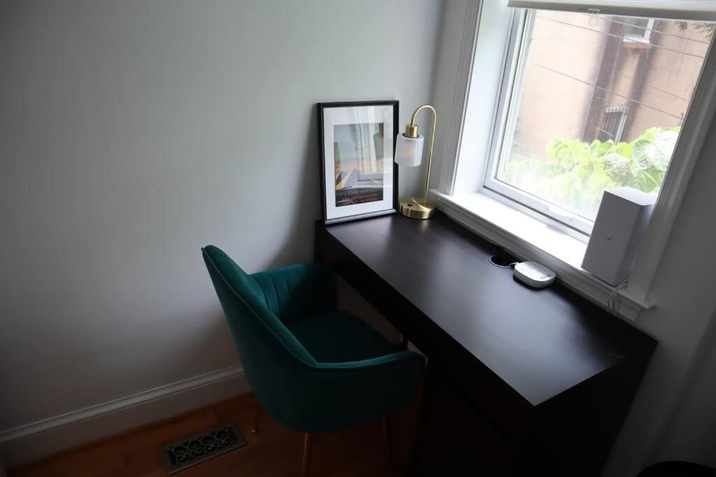 3-Bedroom House With Cute Patio Explore Dc On Foot Washington Exteriér fotografie